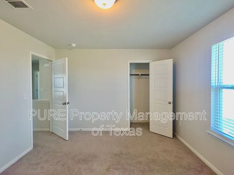 10400 Alemoor Dr — Photo 24