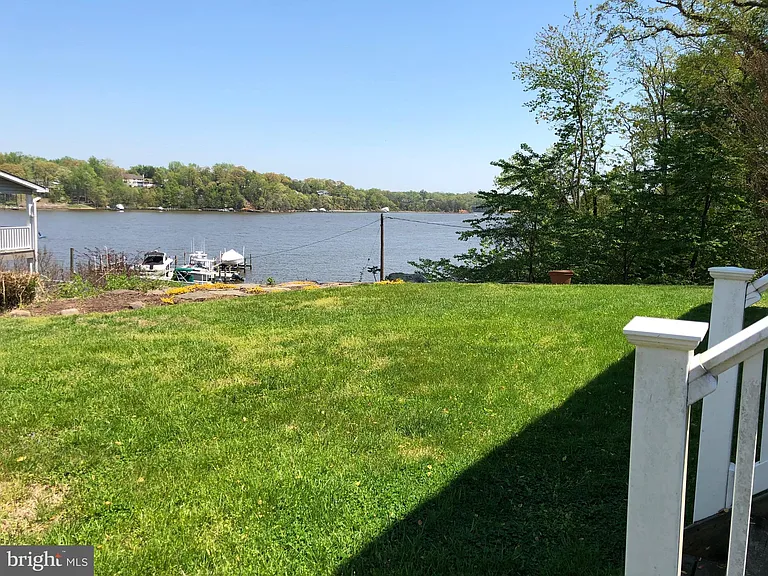 504 Walnut Dr — Photo 28