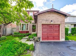 2461 Headon Forest Dr, Burlington, ON L7M 3L4