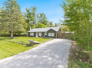 9 Colborne St, Oro Medonte, ON L4M 4S1