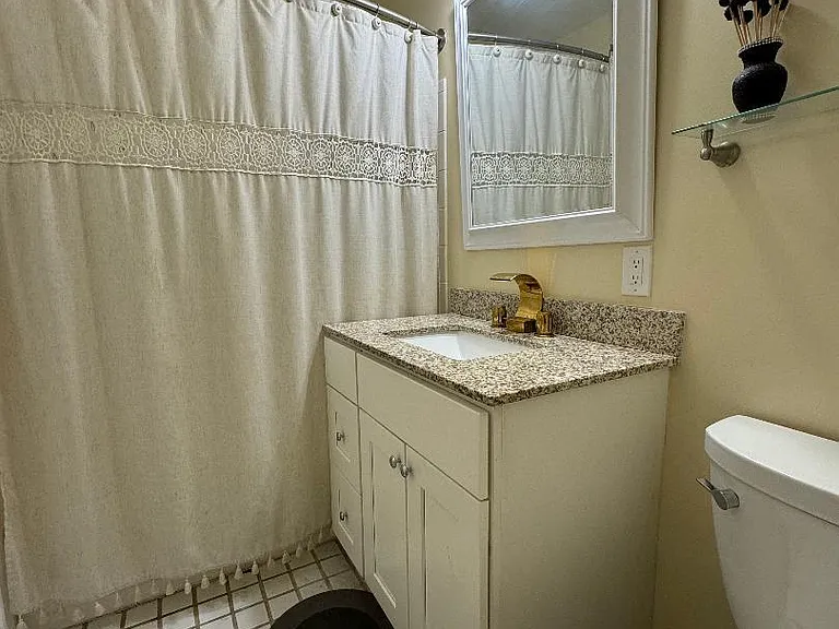 18 E Countryside Dr — Photo 20