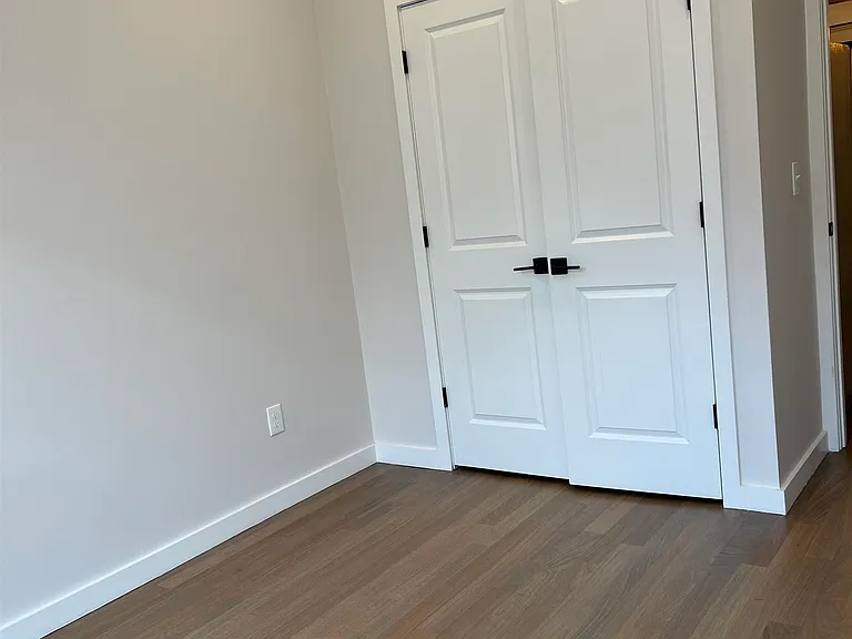 107 Magazine St #2R — Photo 37