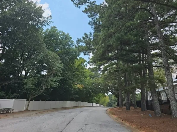 4830 Walden Lake Pointe, Decatur, GA 30035