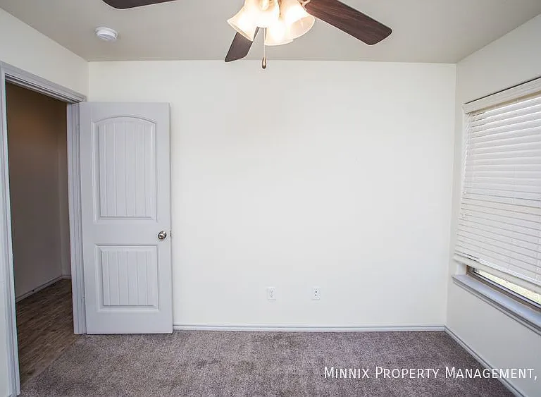 1118 Preston Trl — Photo 13