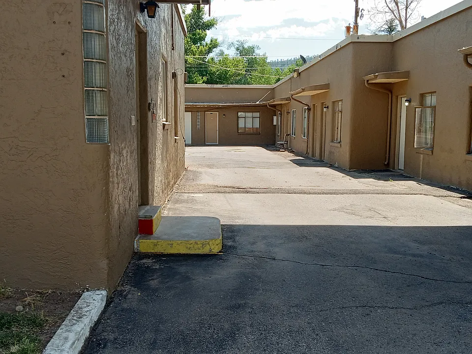Royal Motel (Now Royal Apartments) - Entrance from Main and 20th Street & Off Street Parking