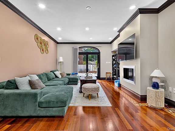 5th image of 242-14 83rd Avenue