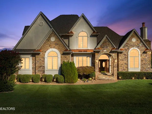 859 Rarity Bay Pkwy, Vonore, TN 37885