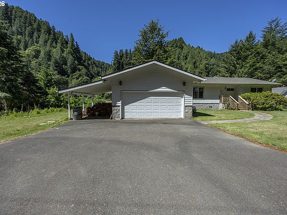 3rd image of 11445 E Mapleton Rd