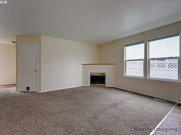 2nd image of 1456 NE Herrold Ct