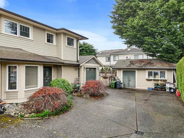 10372 Bowerbank Rd, Sidney, BC V8L 3L7