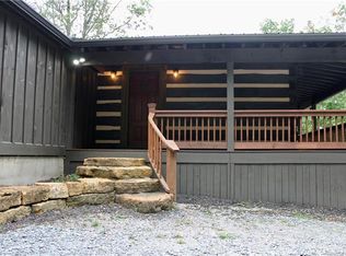 67 Roundtree Ridge Rd, Rosman, NC 28772