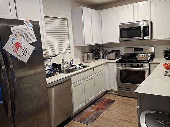 4th image of 9219 Velasco Hills Dr
