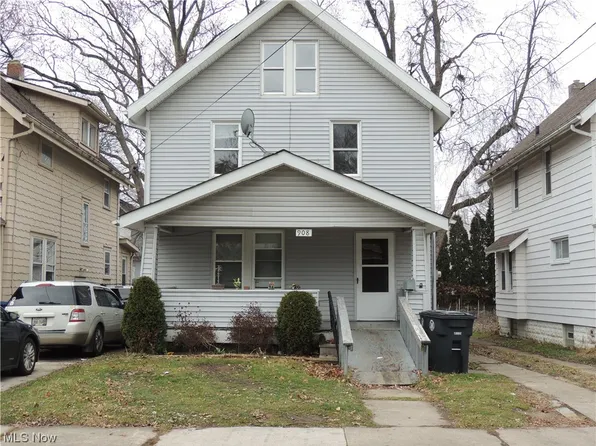 908 Dayton St, Akron, OH 44310