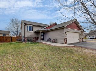 1667 Breton St, Shakopee, MN 55379