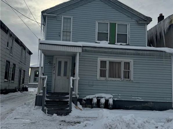 742 Jay St, Utica, NY 13501