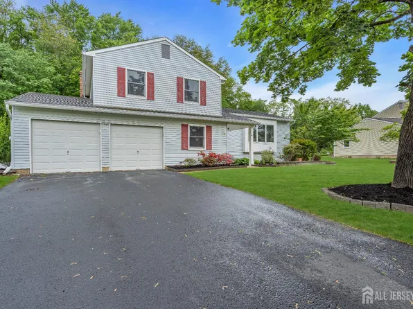 96 Parker Rd, Plainsboro, NJ 08536