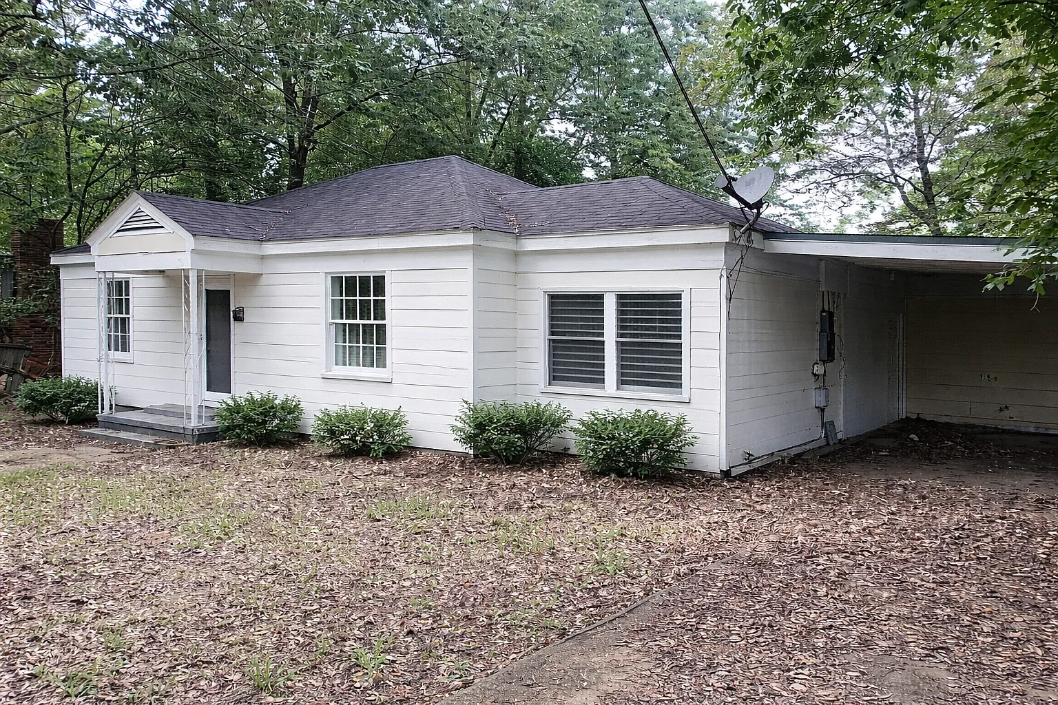 3 bed, 1.5 bath, 1129 sqft, $1,125 — Photo 3