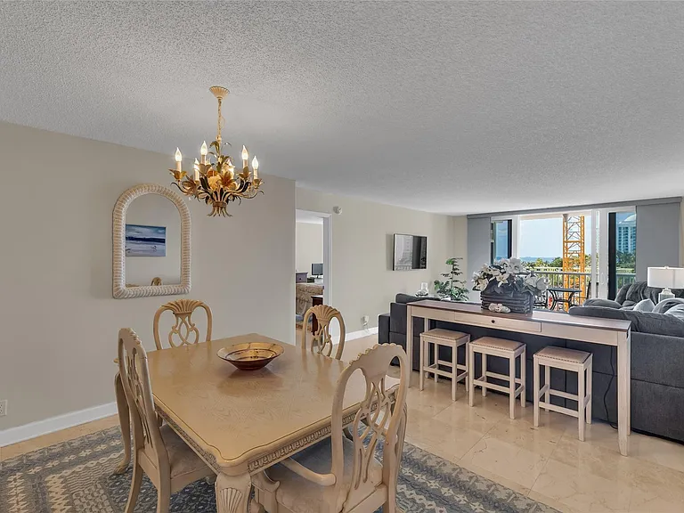 1370 S Ocean Blvd #503 — Photo 2