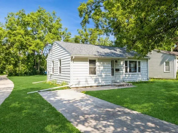 731 3rd Ave, Iowa City, IA 52245