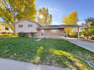 1340 Navajo Dr, Pleasant Grove, UT 84062