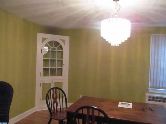 4th image of 153 Glentay Ave