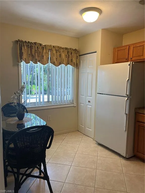 2 bed, 2.0 bath, 1100 sqft, $1,950 — Photo 3