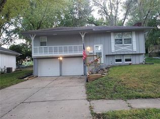 15021 E 33rd St S, Independence, MO 64055