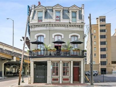 1061 Camp St APT D, New Orleans, LA, 70130
