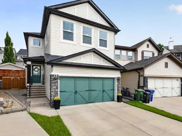 74 W Heritage Lndg, Cochrane, AB T4C 0E3