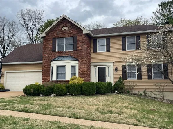 134 Rosebrook Dr, Florissant, MO 63031