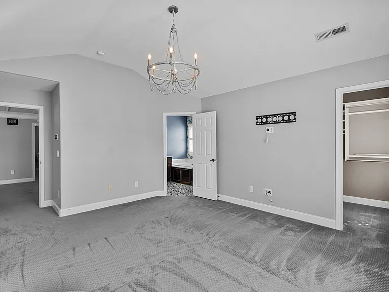 3839 Jade Ct — Photo 3