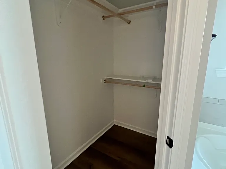 23511 Britton St — Photo 11
