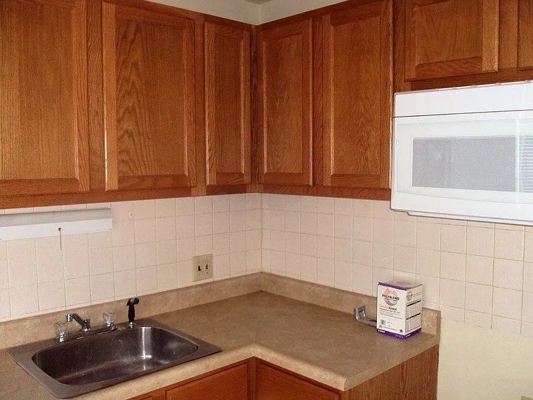 (483) 5830-44 Bermuda Rd — Photo 5