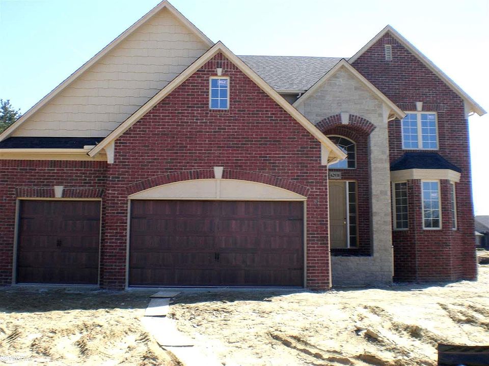 1st image of 62938 Franklin Park Dr