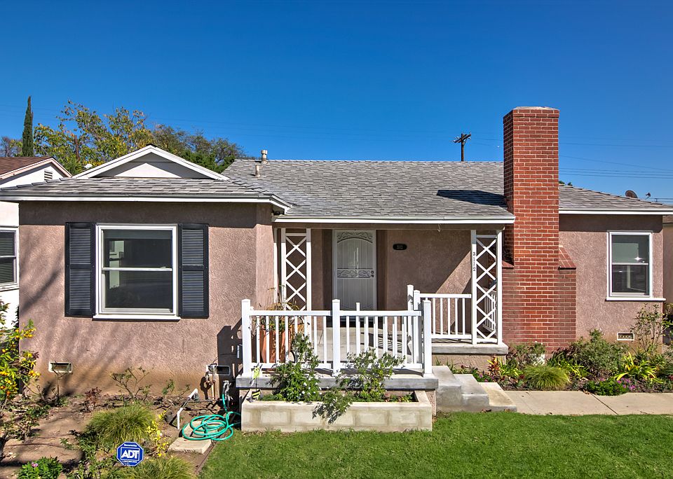 1st image of 3112 S Bentley Ave