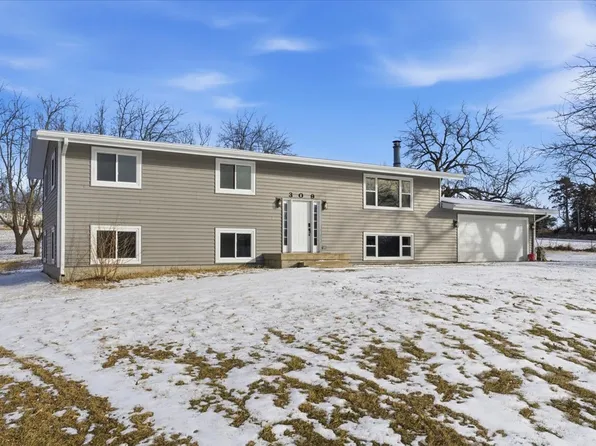 309 Franklin Ave, College Springs, IA 51637