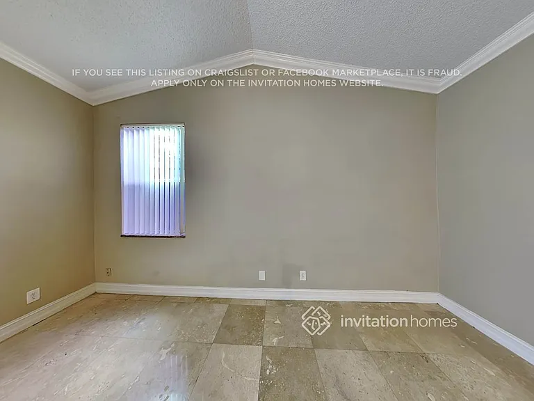 18430 NW 21st St — Photo 6