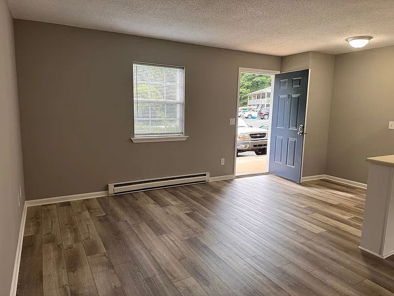 111-113-115 Reece Ct — Photo 4