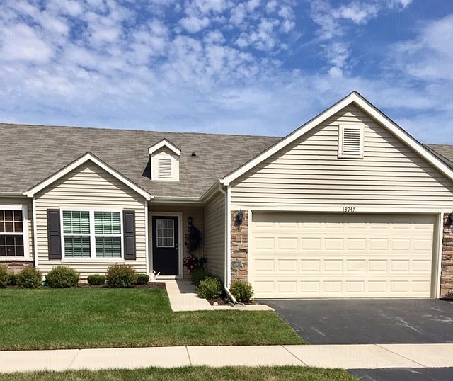 1st image of 13947 Pickett Way