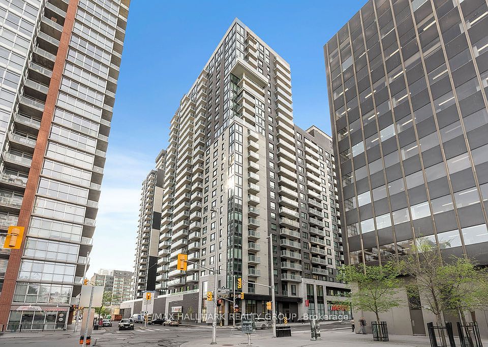 1st image of 180 George St #2102