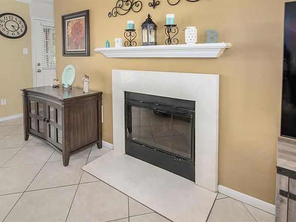 4th image of 7315 Oak Walk Dr