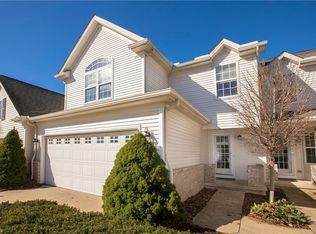 694 Ashberry Ln, Avon Lake, OH