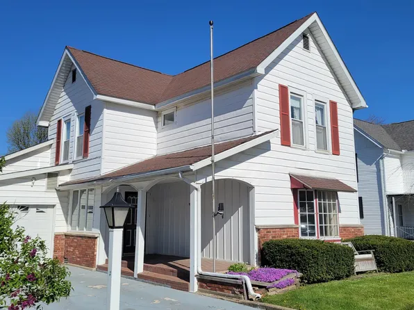 306 N Burke St, Wolcott, IN 47995