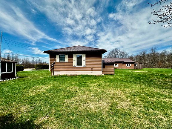 5th image of 212 Meehan Rd