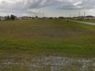 2425 NW 7th St, Cape Coral, FL 33993