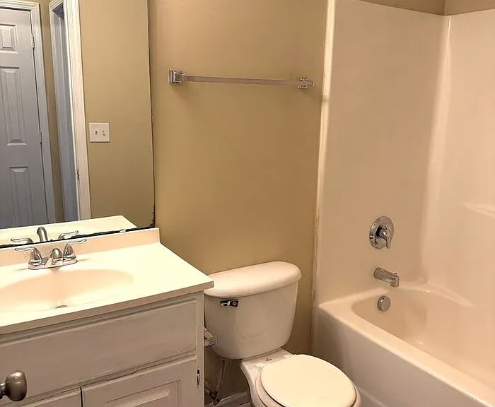 9329 Kendall Dr — Photo 4