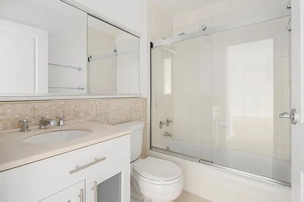 Rented by Douglas Elliman | media 7