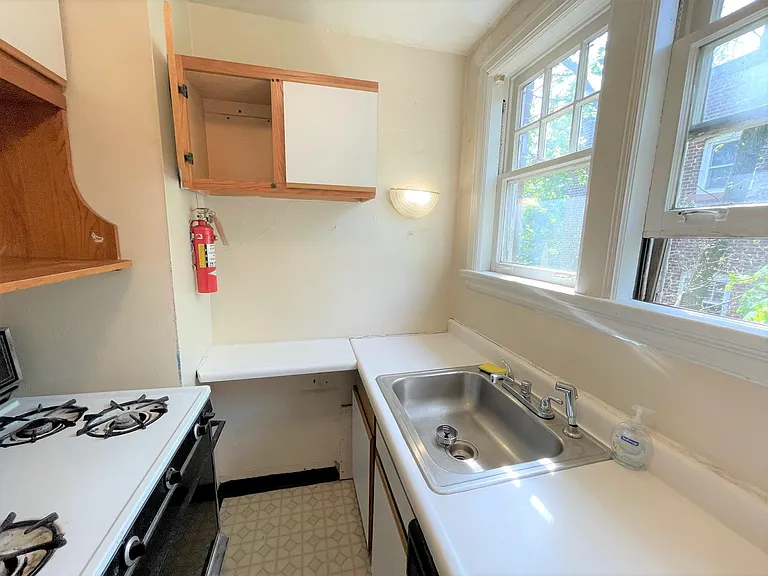 1405 Severn St #B3 — Photo 27