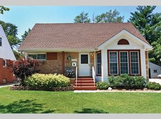 18638 Martin Ave, Homewood, IL 60430