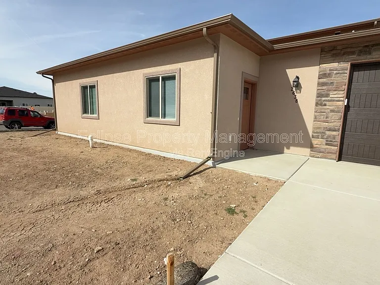 2638 B 1/2 Rd — Photo 44